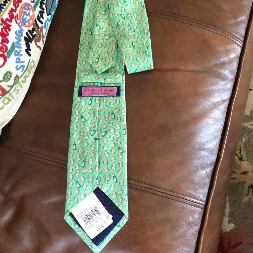 NWT Vineyard Vines Tie - Red Nosed Reinbeer!